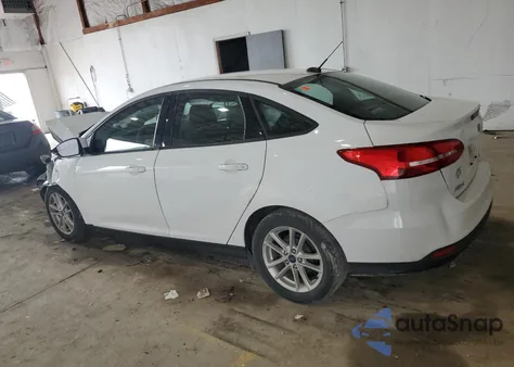2018 Ford Focus Se z USA, uszkodzony, nr VIN 1FADP3F24JL200845
